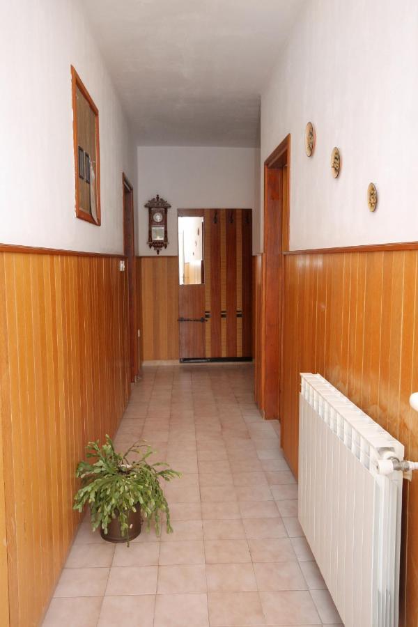 Apartments With A Parking Space Kampor, Rab - 5032 Exterior foto