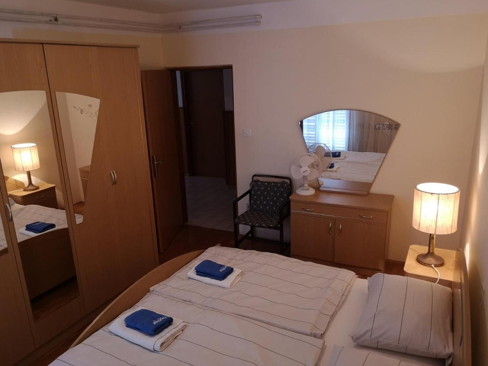 Apartments With A Parking Space Kampor, Rab - 5032 Habitación foto